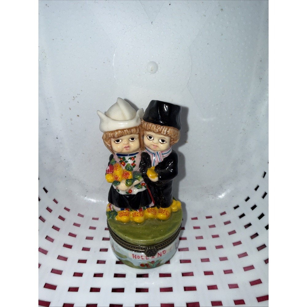 Vintage Girl And Boy Wedding Holland Trinket Box